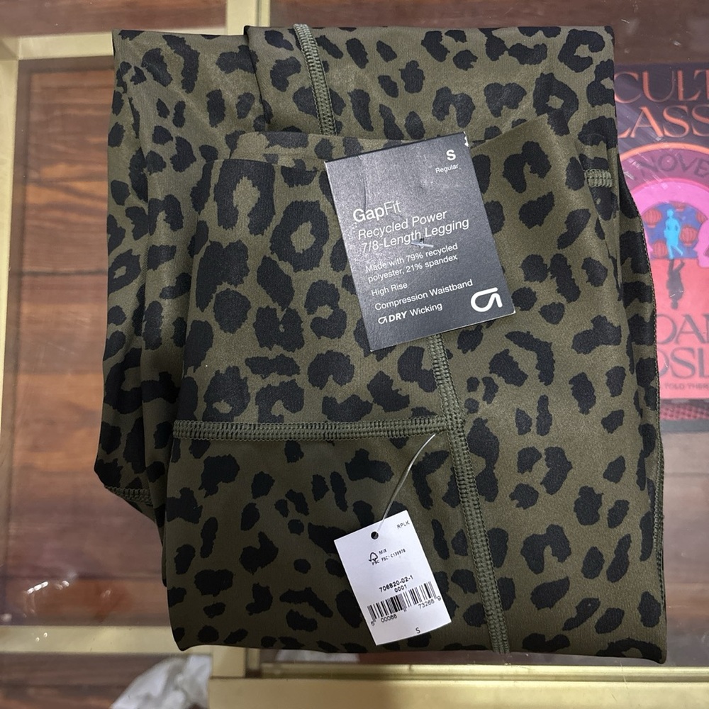 GapFit, Recycled Power 7/8-Length Legging, Size: Small regular, Cheetah print